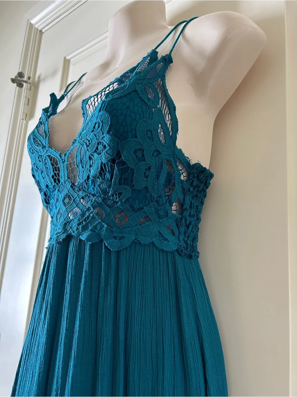 FREE PEOPLE 